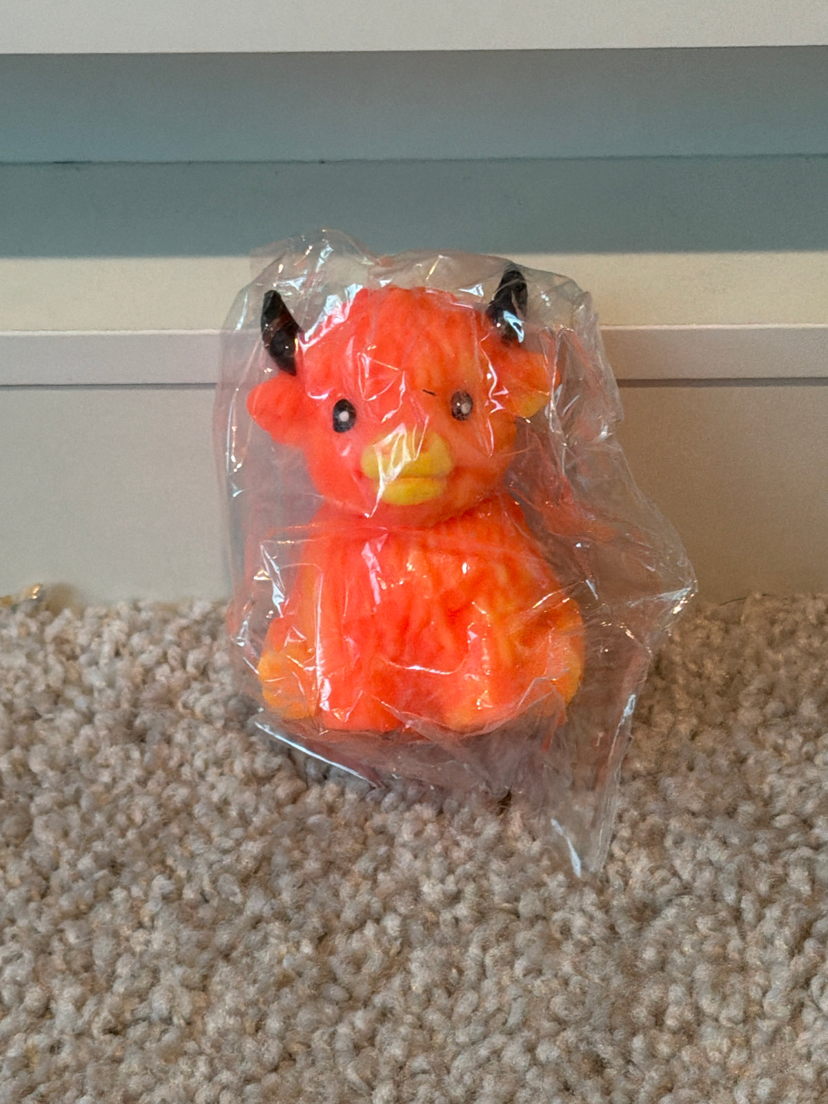 Mini Crunchy Highland Cow Squishy